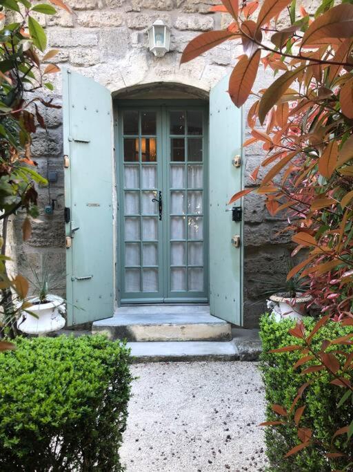 Ulysse, Appartement Spacieux Au Centre Historique D'Uzes En Rez-De-Chaussee Avec Exterieur, Proche Parking Des Marroniers Exteriör bild