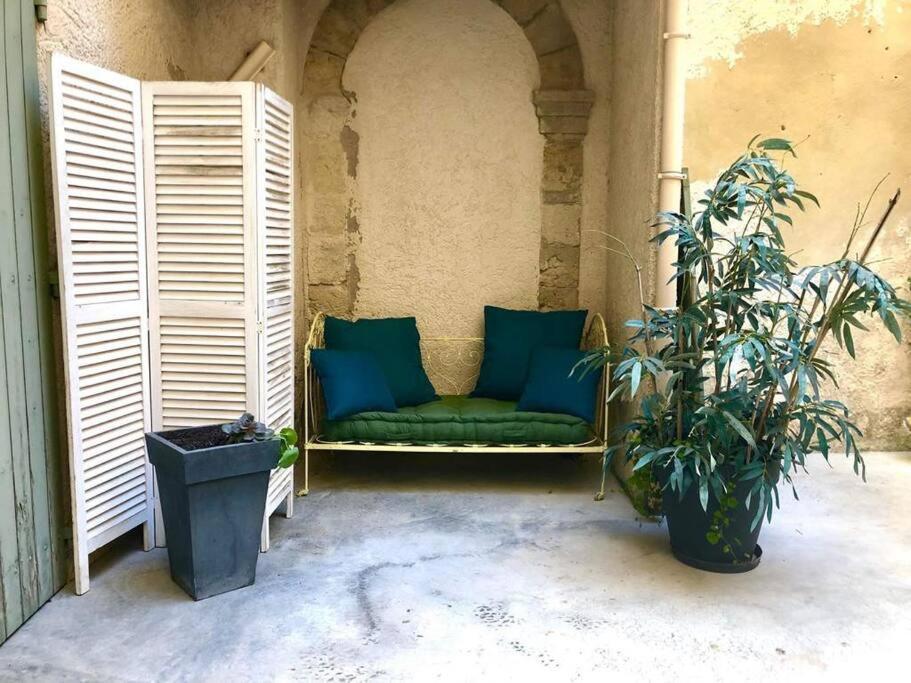 Ulysse, Appartement Spacieux Au Centre Historique D'Uzes En Rez-De-Chaussee Avec Exterieur, Proche Parking Des Marroniers Exteriör bild